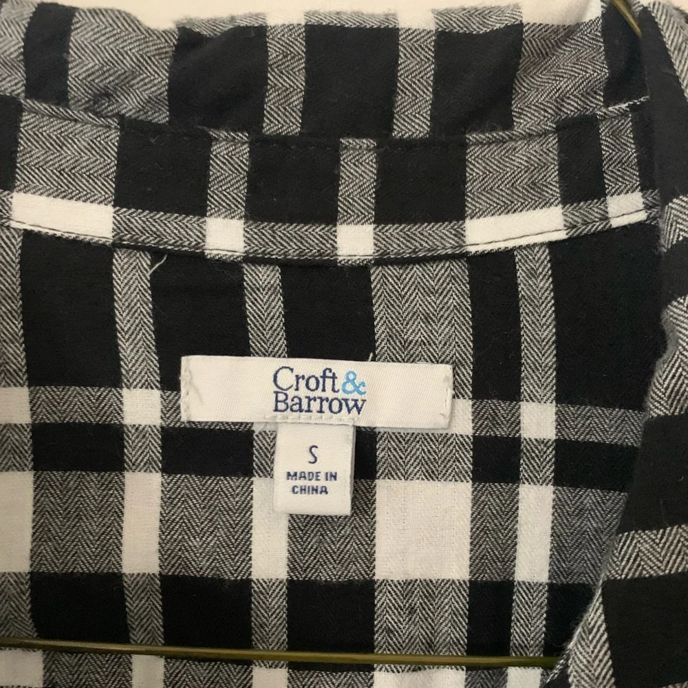 Black and white plaid shirt - Picture 3 of 3